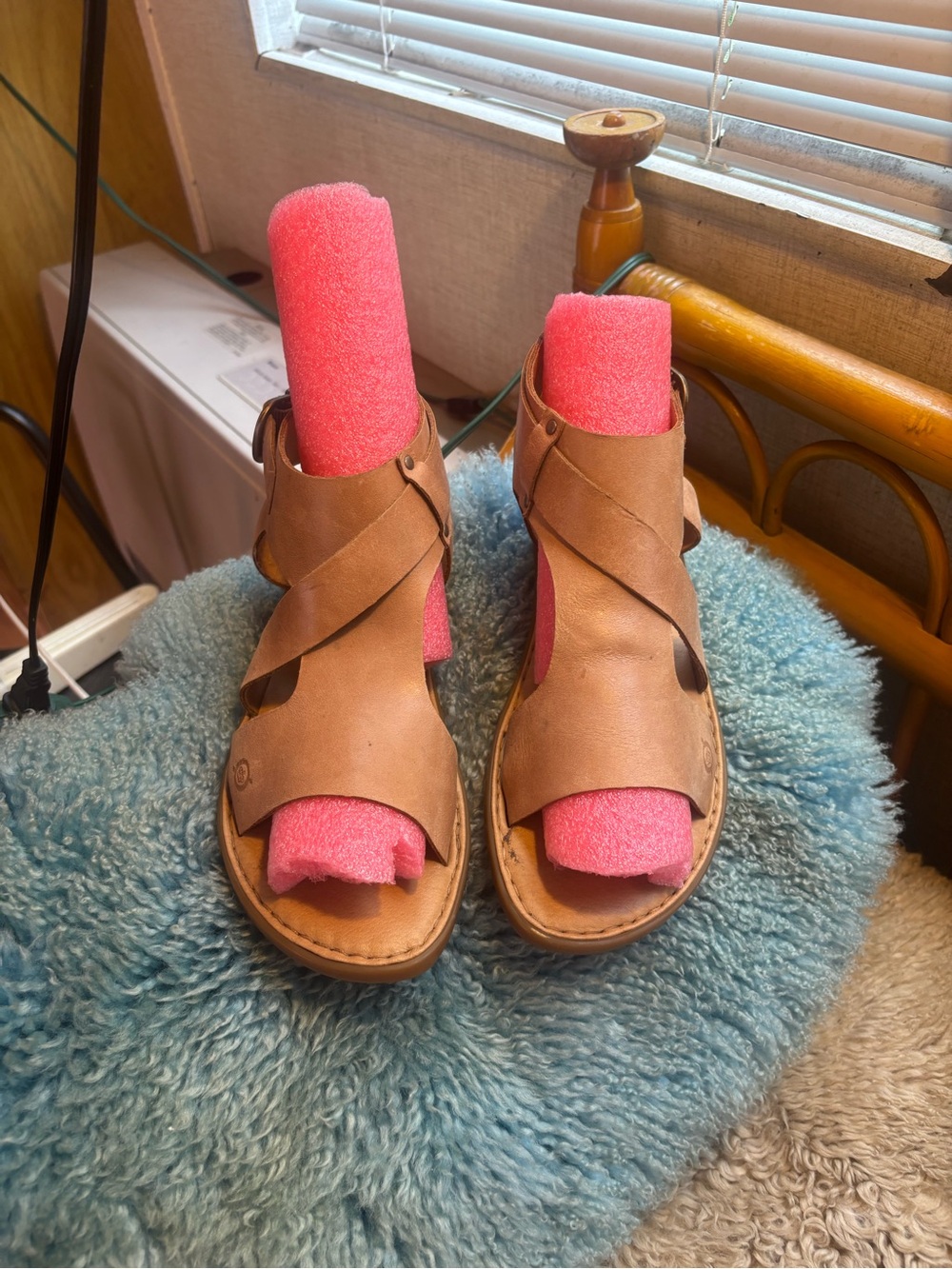 Born sandal size 9
